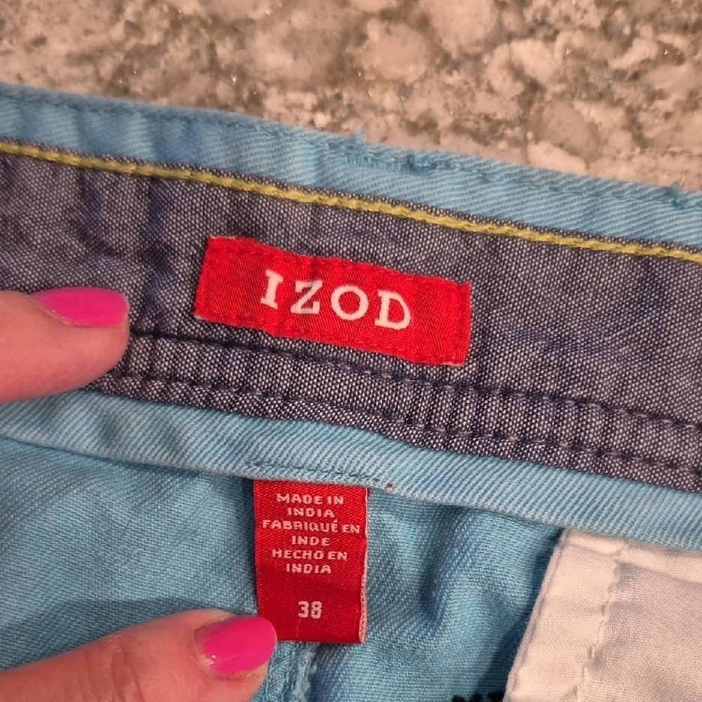 Izod Blue Shorts with Palm Tree Design In Size 38 With 9 Inch Inseam - Picture 5 of 7